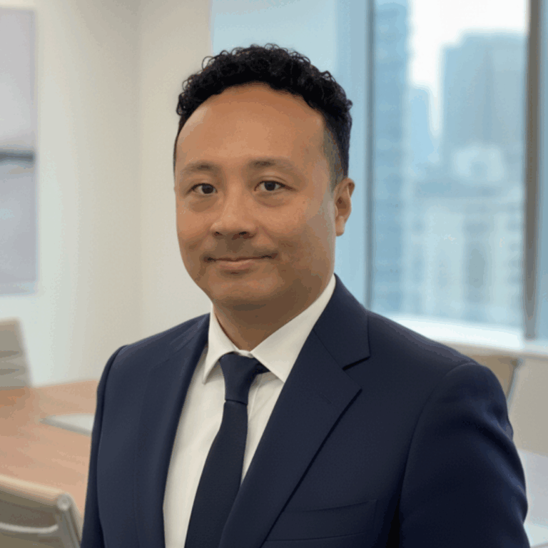 资产管理主管｜曾韦文先生